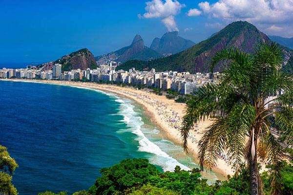 Voo panorâmico nas praias do rio de janeiro